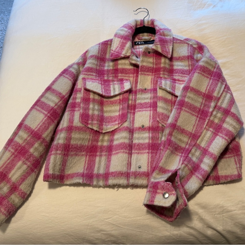 Zara Women's Pink and Cream Plaid Teddy Jacket